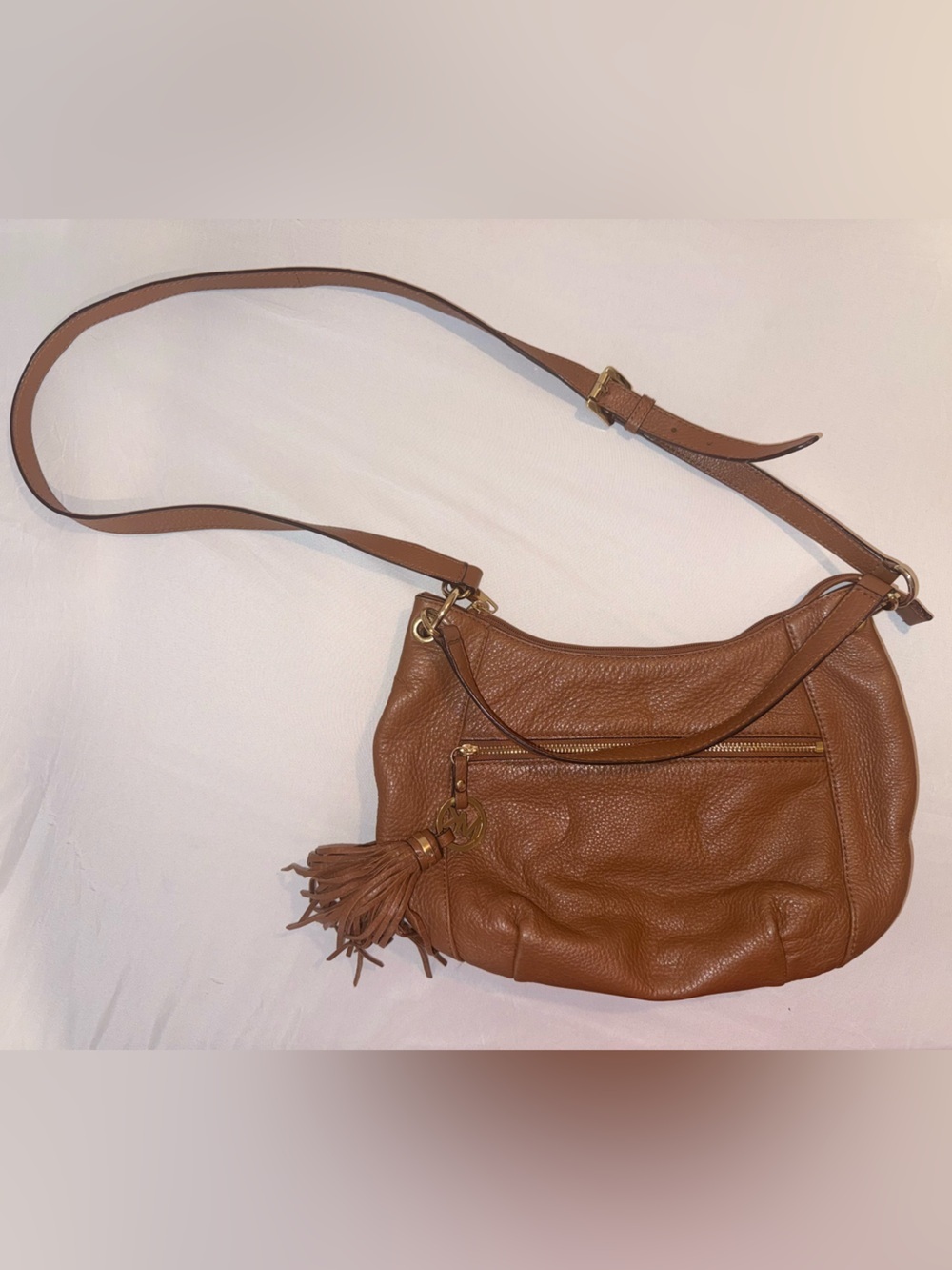 Micheal Kors Y2K Women Brown Leather Crossbody Bag Purse with Tassel